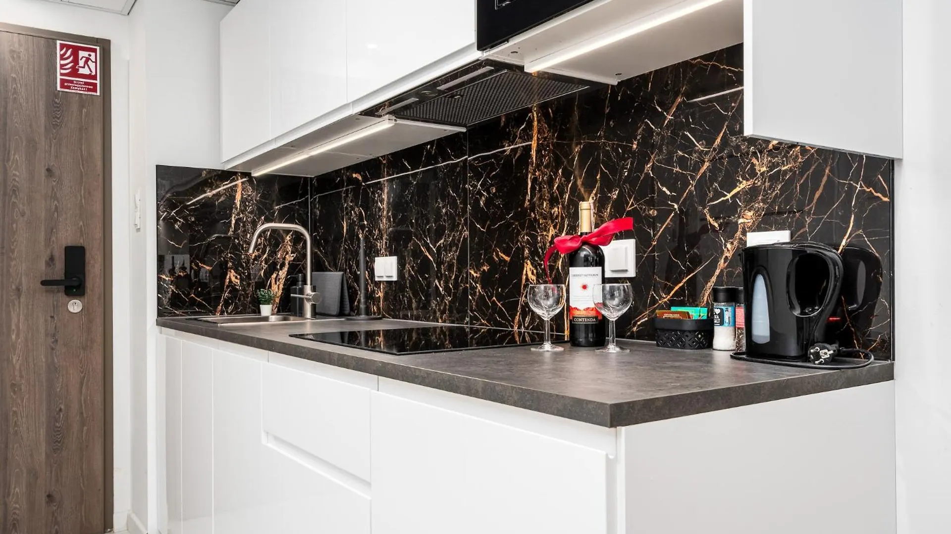 Apartamenty Stay Pileckiego Warszawa Apartment Warsaw